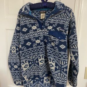 Patagonia fleece pullover